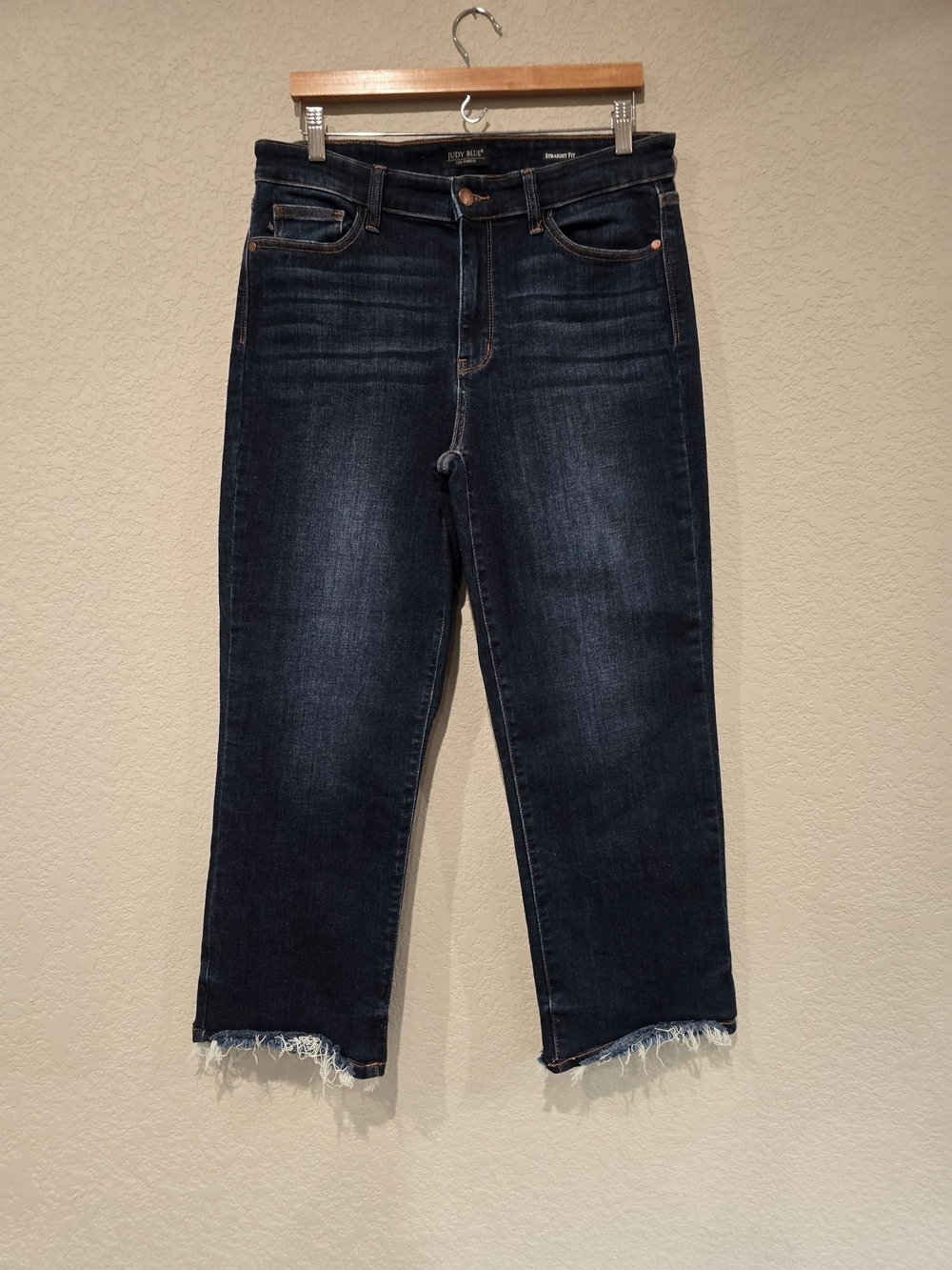 Judy Blue Women’s Straight Fit Indigo Denim Jeans With Frayed Raw Edge Hem